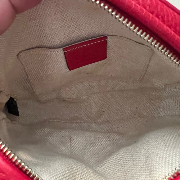 AUTHENTIC GUCCI RED SOHO CROSSBODY BAG WITH GOLD CHAIN! EUC - Picture 4 of 7